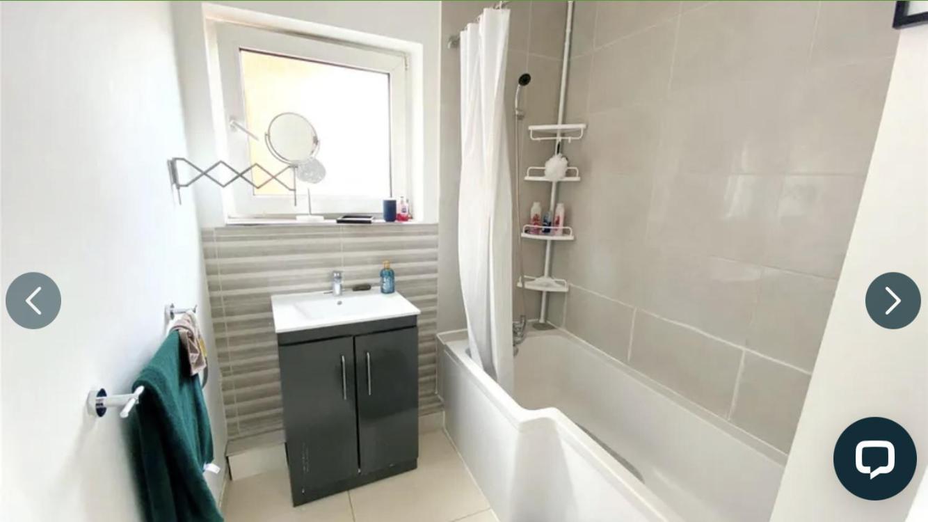 4 Bedroom Property Close To The Harry Potter Studio And Watford Junction Ngoại thất bức ảnh